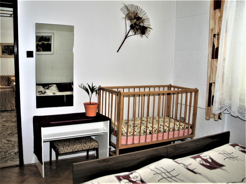 Apartman Milena Jicin Luaran gambar